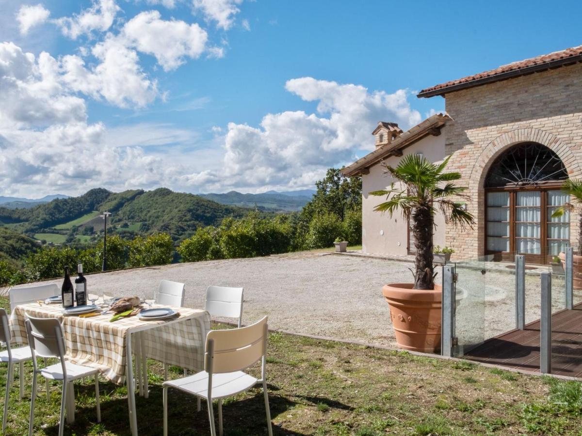 Belvilla By Oyo Borgo Tre SantʼAngelo in Vado Zewnętrze zdjęcie